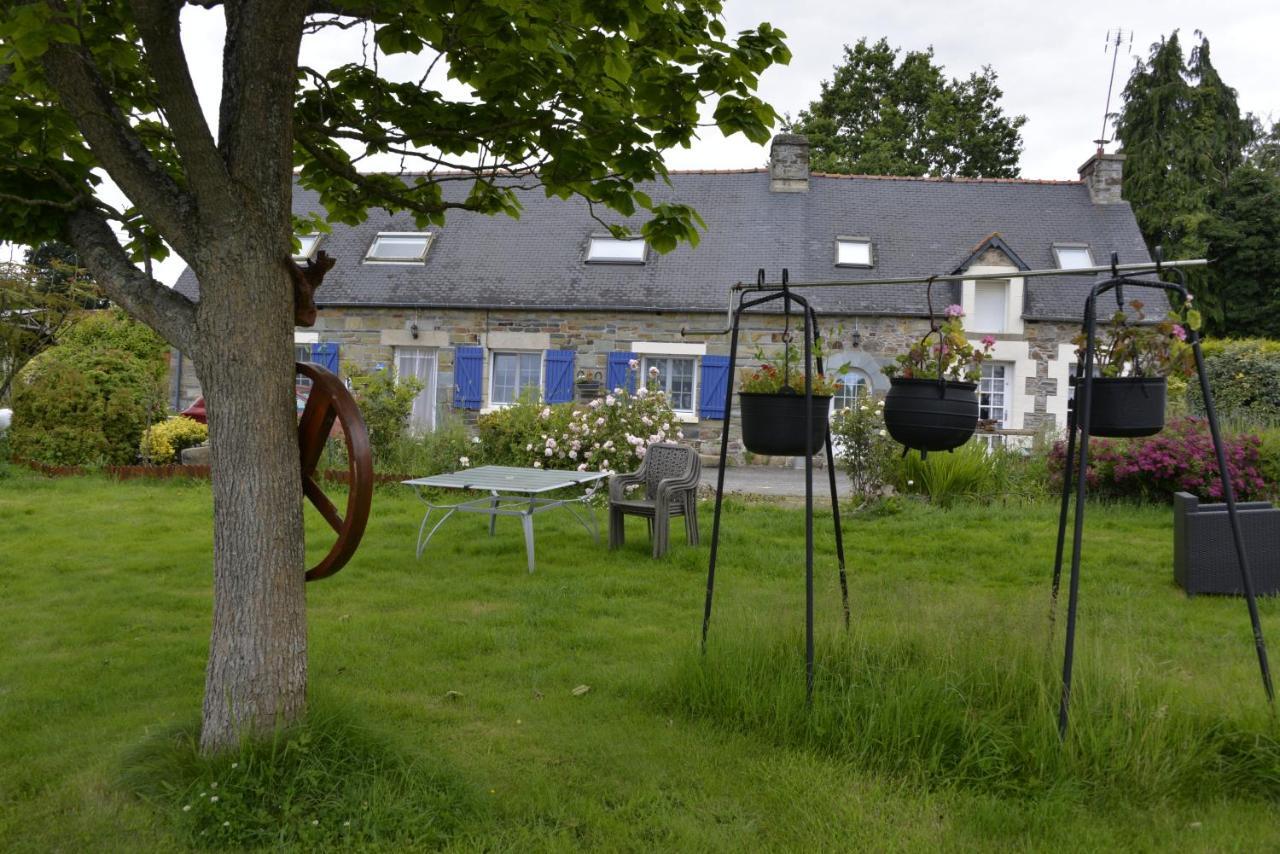 Bed and Breakfast Couloumine Breizh Saint-Aignan  Экстерьер фото