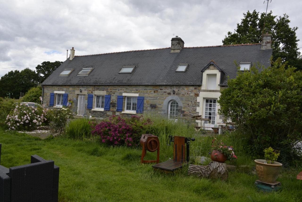 Bed and Breakfast Couloumine Breizh Saint-Aignan  Экстерьер фото
